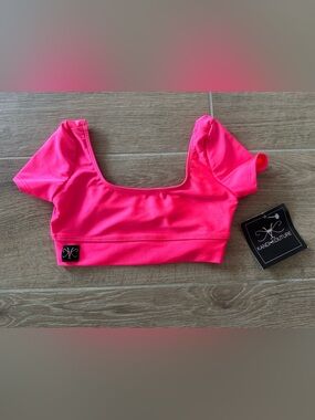 Kandi kouture demure top in pink